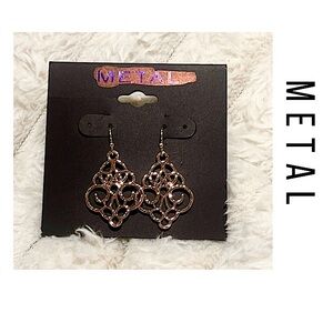 NWT! METAL Rose Gold Tone Filagree Chandelier Dangle Earrings Bundle 2/$20
